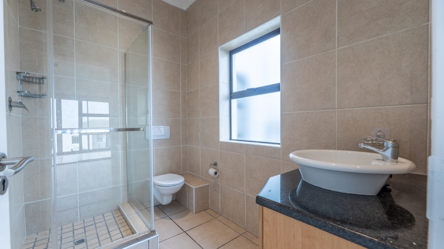 To Let 2 Bedroom Property for Rent in Big Bay Western Cape